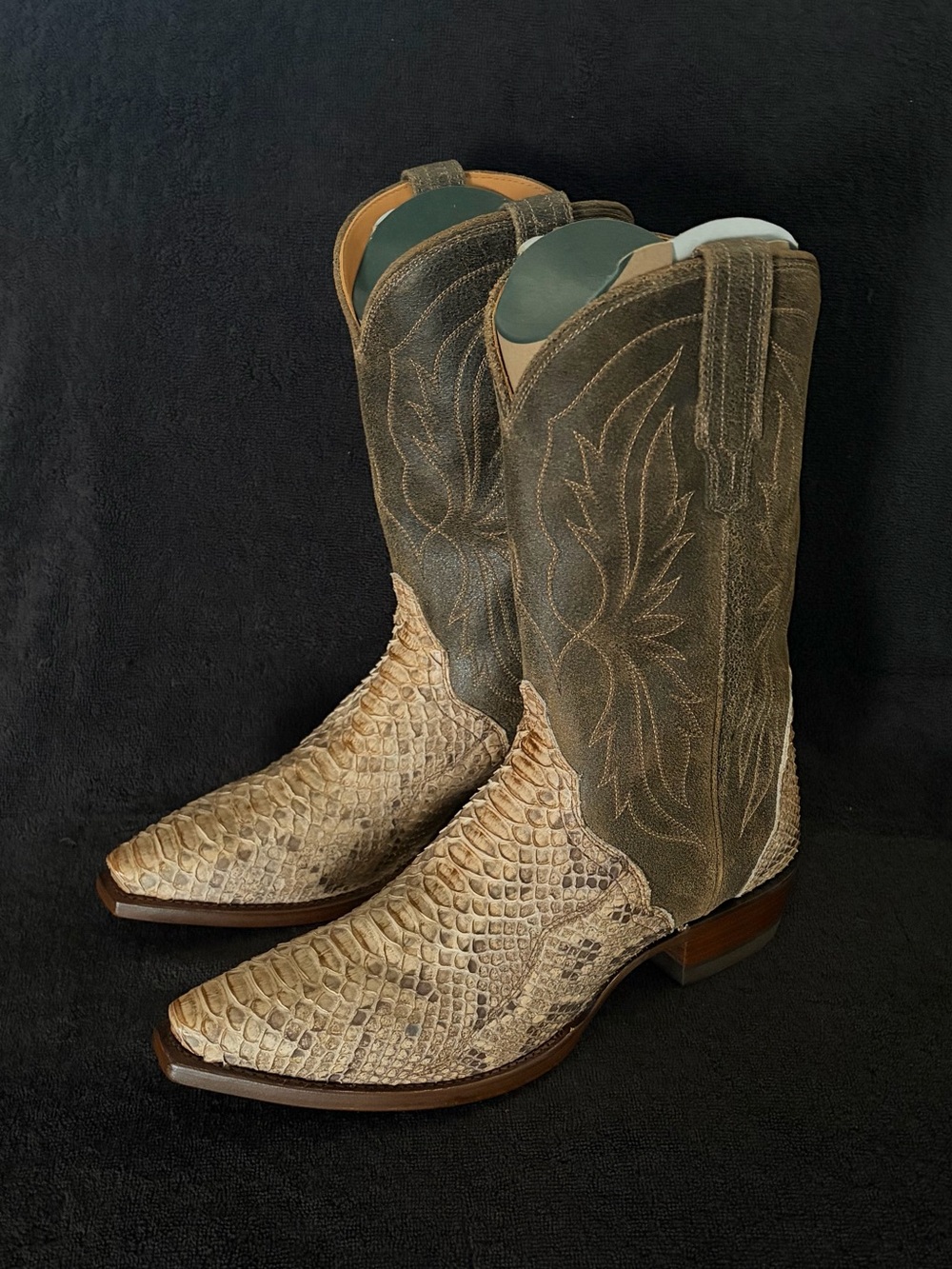 Tecovas The Garrett Invasive Python Snip Toe Leather Cowboy Boots 10D